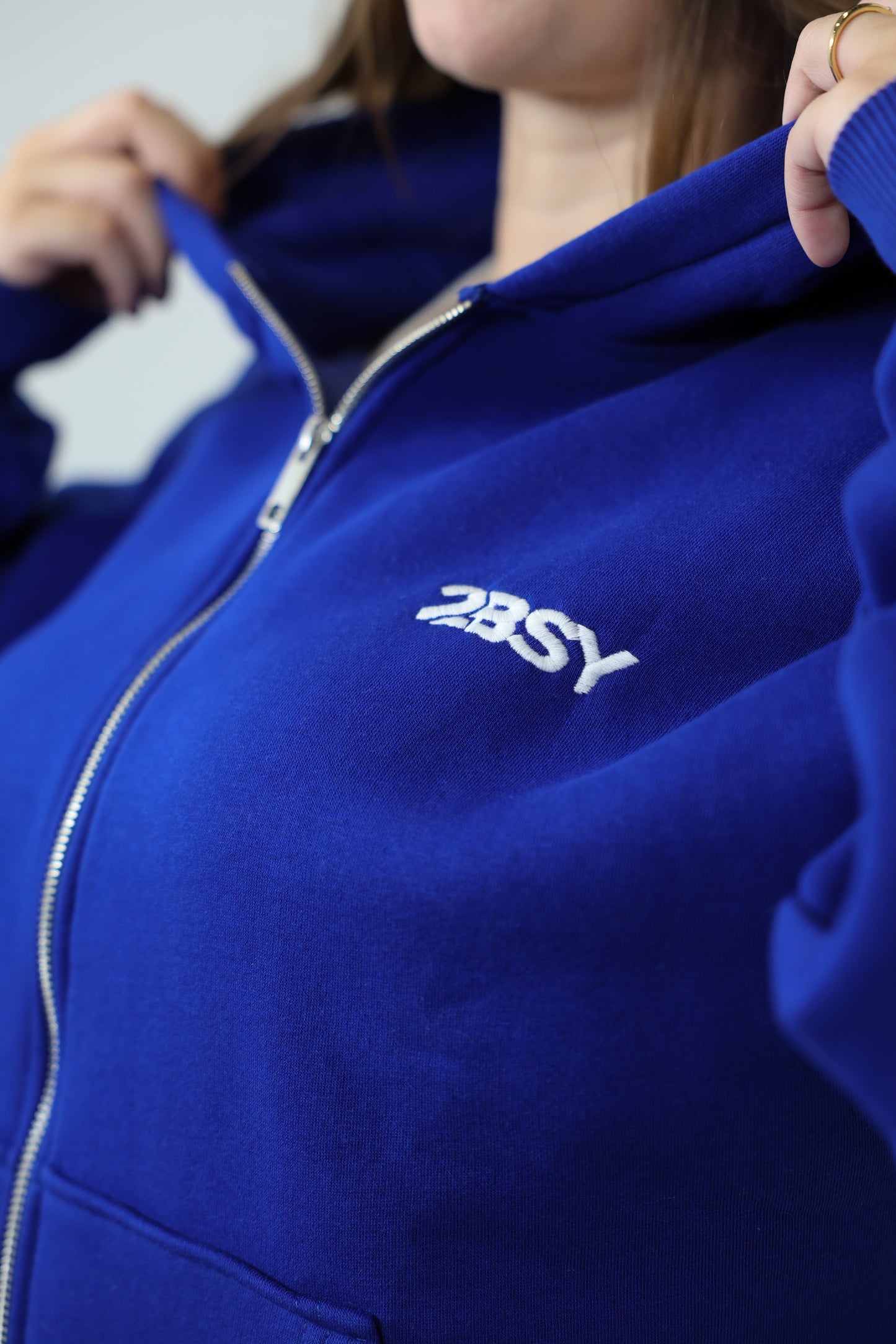 BASIC ZIPPER | ROYAL BLUE